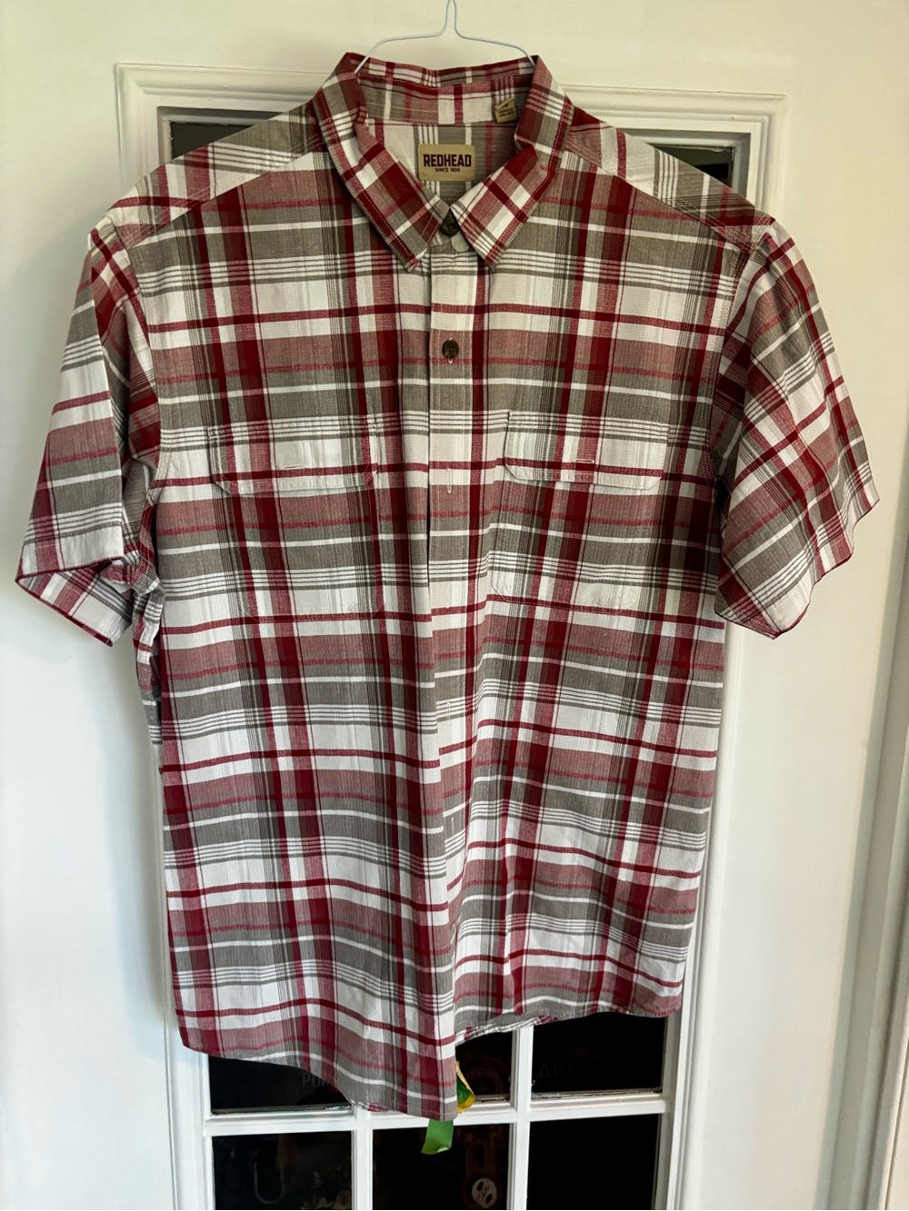 RedHead Men’s Red, Gray & White Plaid Short-Sleeve Button-Up Shirt